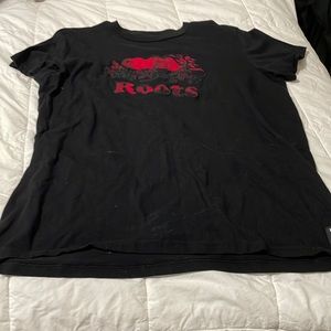 Roots tshirt